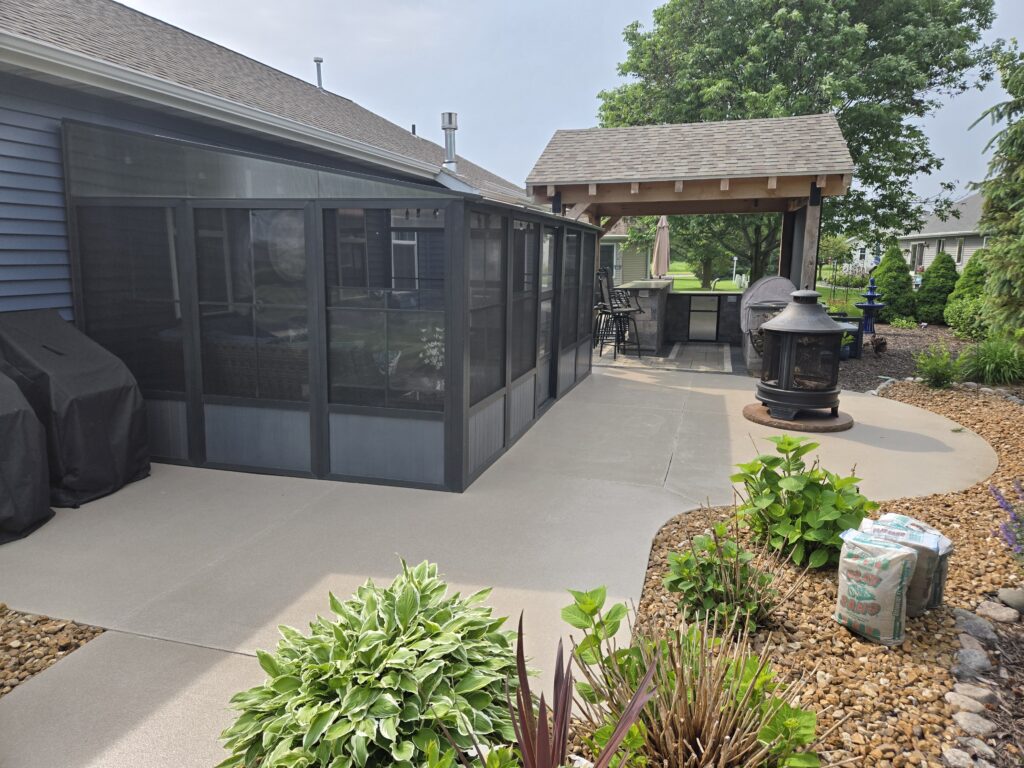 Polzin Epoxy Designs | Quartz and Sand Coatings