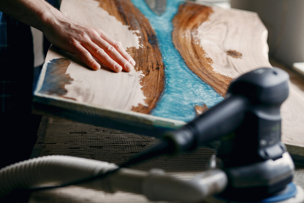 Polzin Epoxy Designs | Castings/River Tables